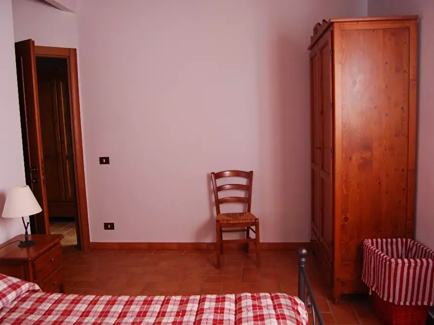 Immagine 23 di Casa colonica in vendita  a Volterra