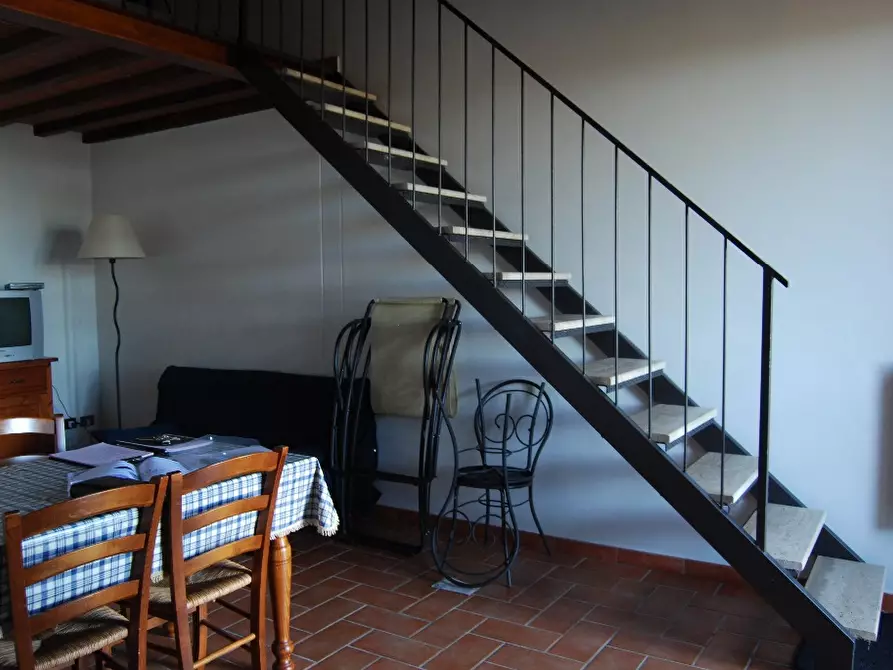 Immagine 35 di Casa colonica in vendita  a Volterra