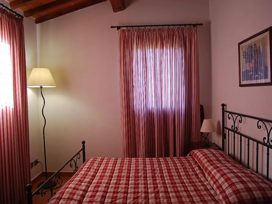 Immagine 22 di Casa colonica in vendita  a Volterra