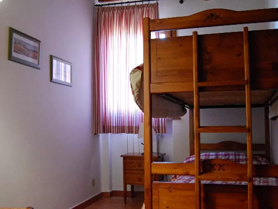 Immagine 26 di Casa colonica in vendita  a Volterra