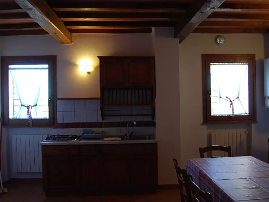 Immagine 19 di Casa colonica in vendita  a Volterra
