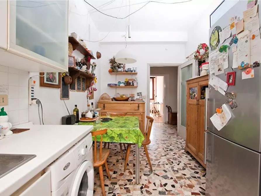 Immagine 3 di Appartamento in vendita  a Pisa