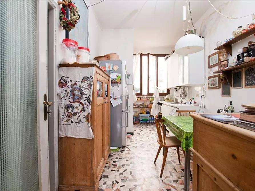 Immagine 4 di Appartamento in vendita  a Pisa