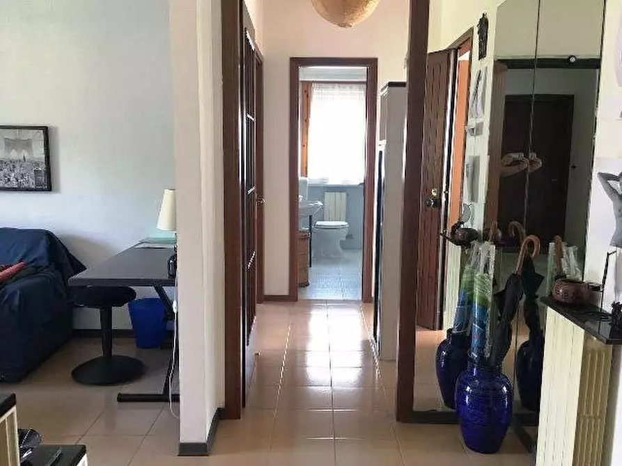 Immagine 11 di Appartamento in vendita  a Massa