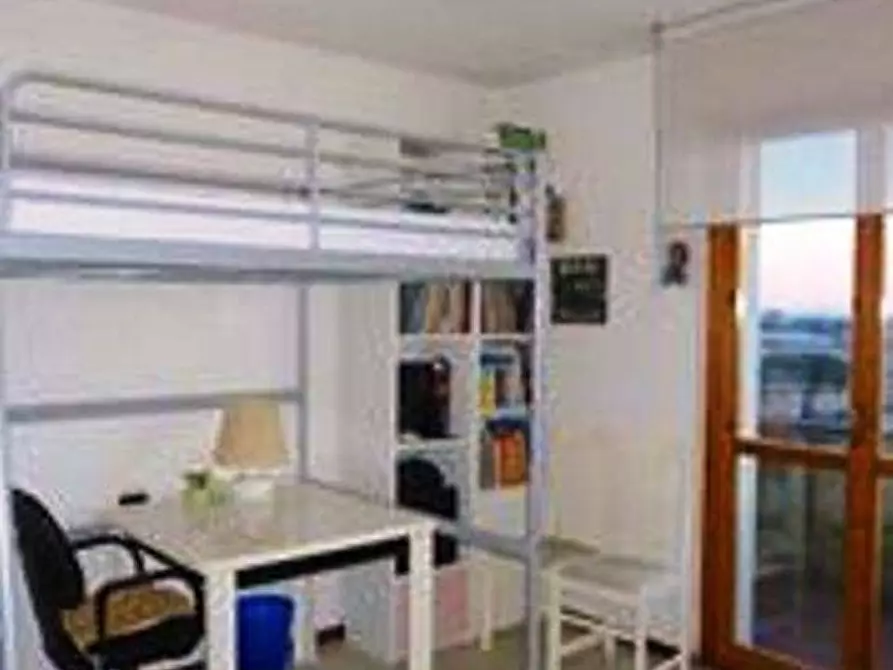 Immagine 16 di Appartamento in vendita  a Massa