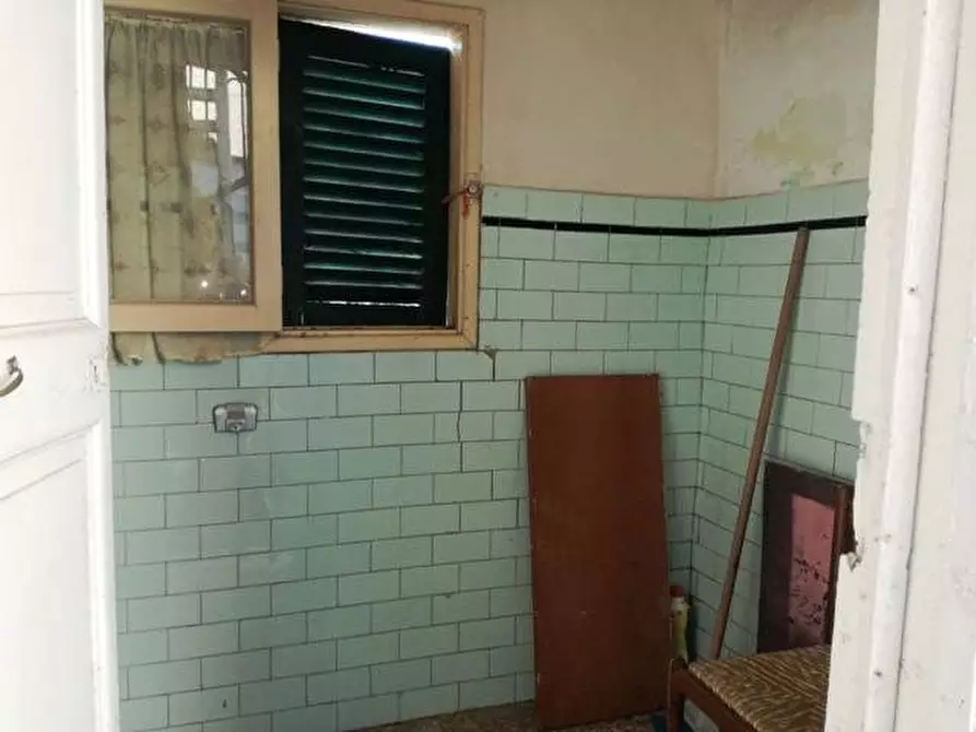 Immagine 11 di Casa indipendente in vendita  a Massa