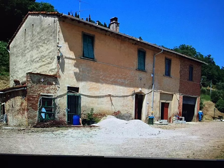 Immagine 6 di Rustico / casale in vendita  a Castelfranco Di Sotto