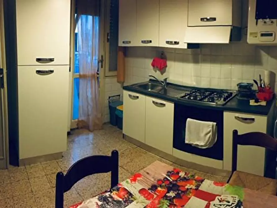 Immagine 2 di Appartamento in affitto  a Pisa