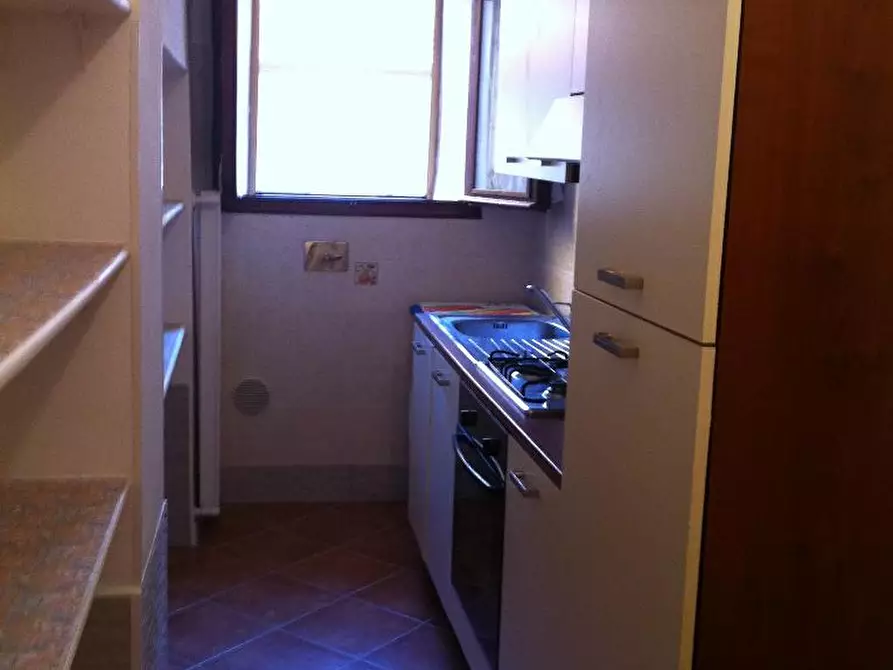 Immagine 5 di Appartamento in vendita  a Pisa