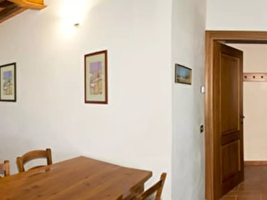 Immagine 6 di Villa in vendita  a Volterra