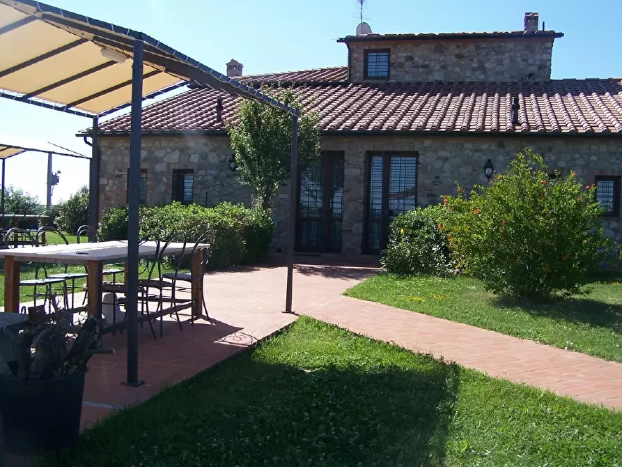 Immagine 15 di Villa in vendita  a Volterra