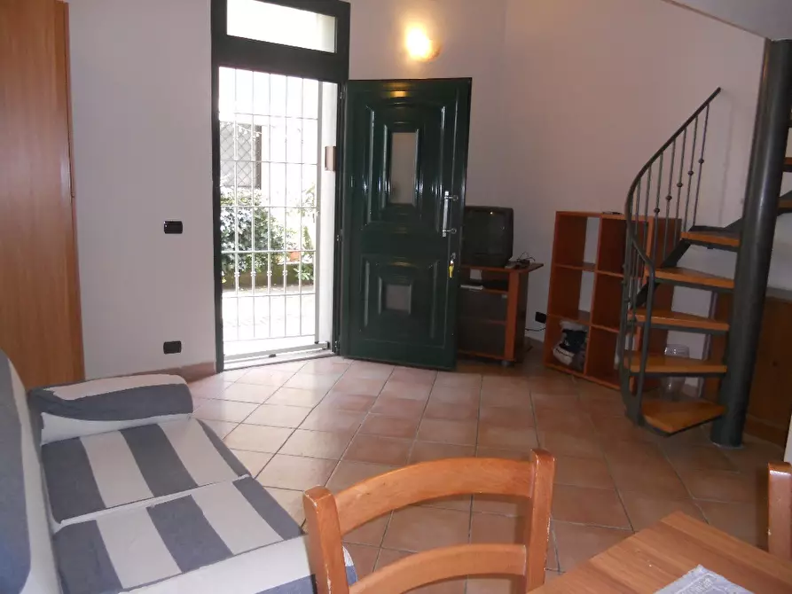 Immagine 2 di Appartamento in affitto  a Pontedera