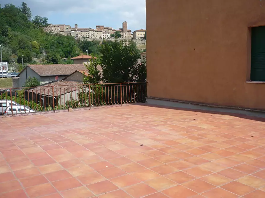 Immagine 6 di Appartamento in vendita  a Colle Di Val D'elsa