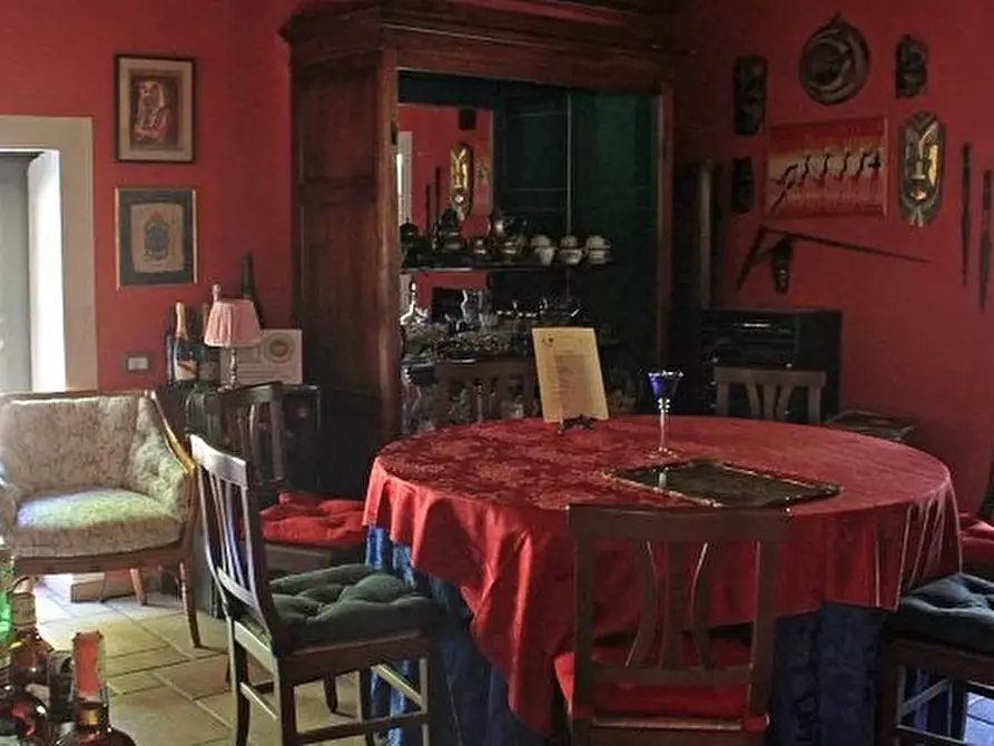 Immagine 6 di Casa colonica in vendita  a Licciana Nardi