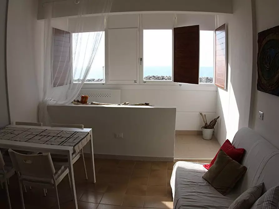 Immagine 12 di Appartamento in affitto  a Pisa