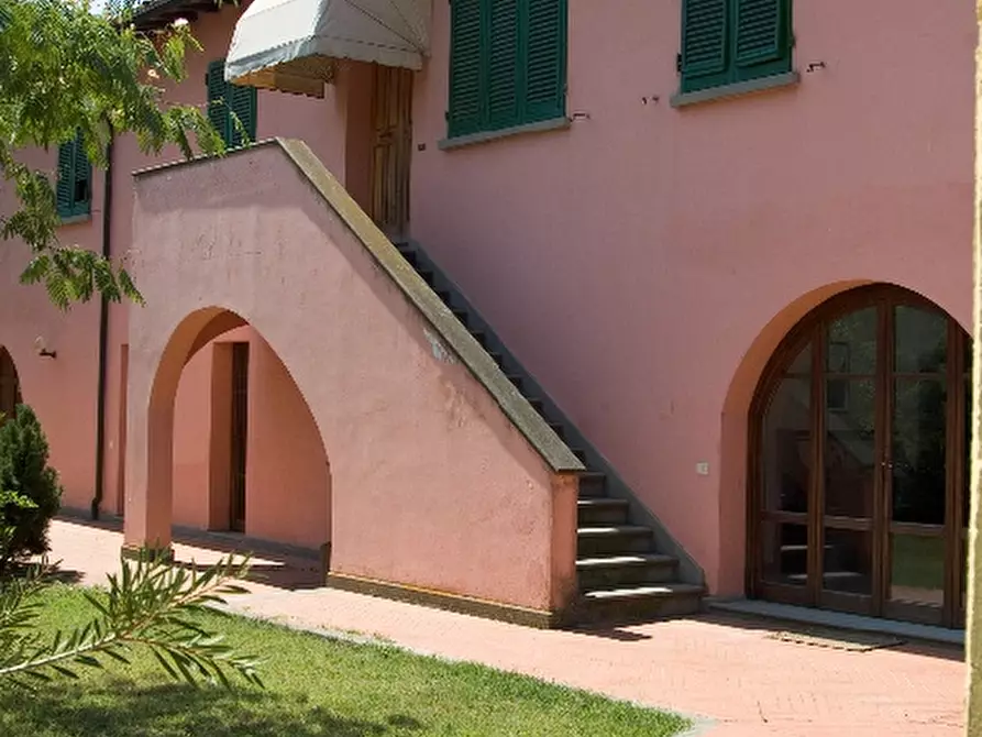 Immagine 7 di Agriturismo in vendita  a San Miniato