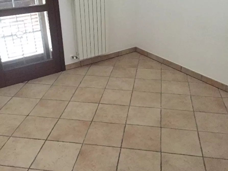 Immagine 9 di Appartamento in vendita  a Pontedera