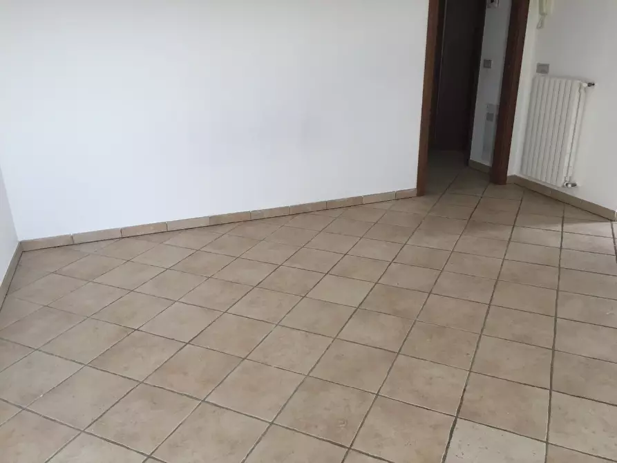 Immagine 4 di Appartamento in vendita  a Pontedera