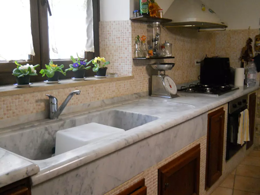 Immagine 5 di Appartamento in vendita  a Calci