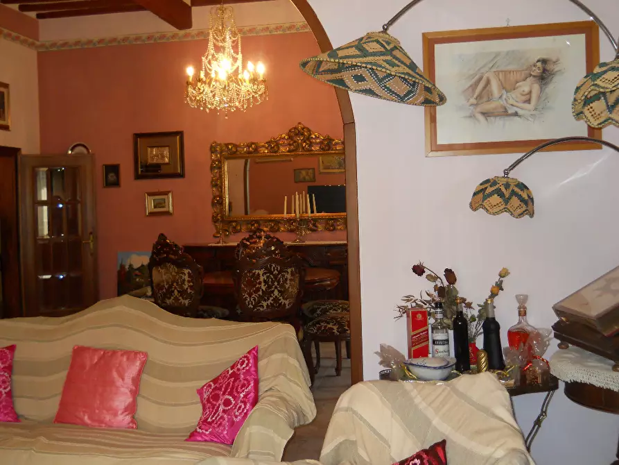 Immagine 24 di Appartamento in vendita  a Calci