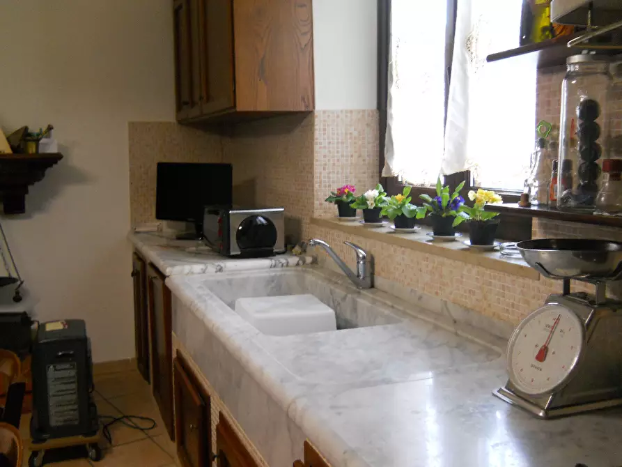 Immagine 7 di Appartamento in vendita  a Calci