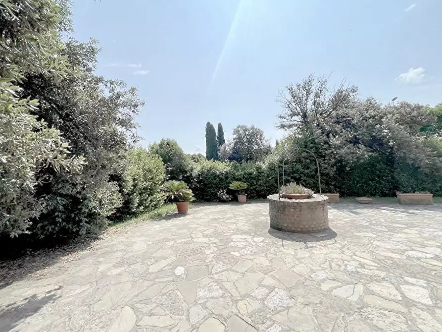 Immagine 5 di Villa in vendita  a Ponsacco