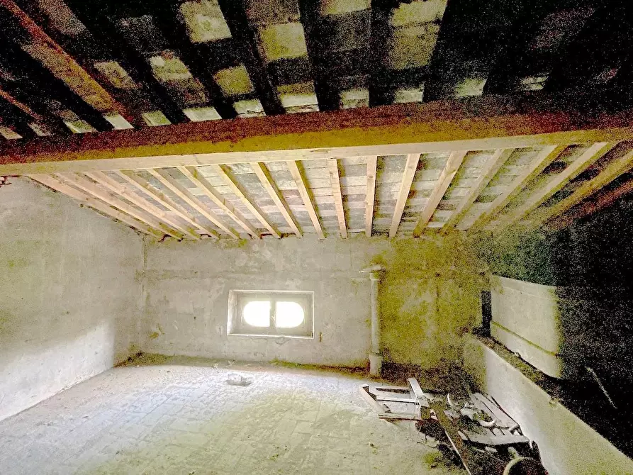 Immagine 14 di Villa in vendita  a Ponsacco