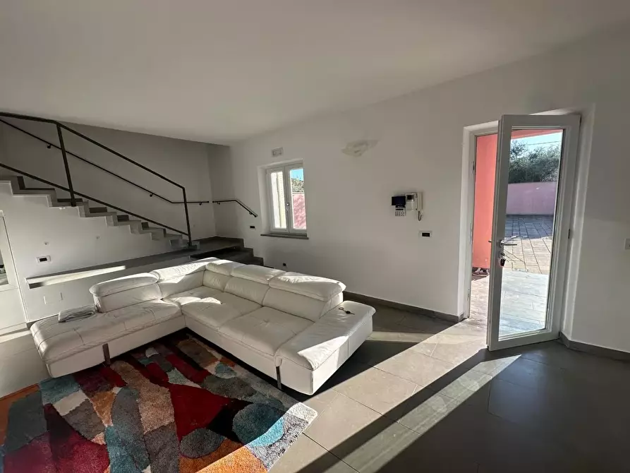 Immagine 20 di Casa semindipendente in vendita  a Castelnuovo Magra