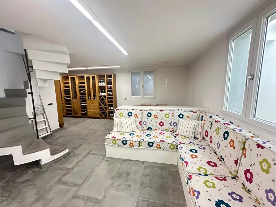 Immagine 28 di Casa semindipendente in vendita  a Castelnuovo Magra