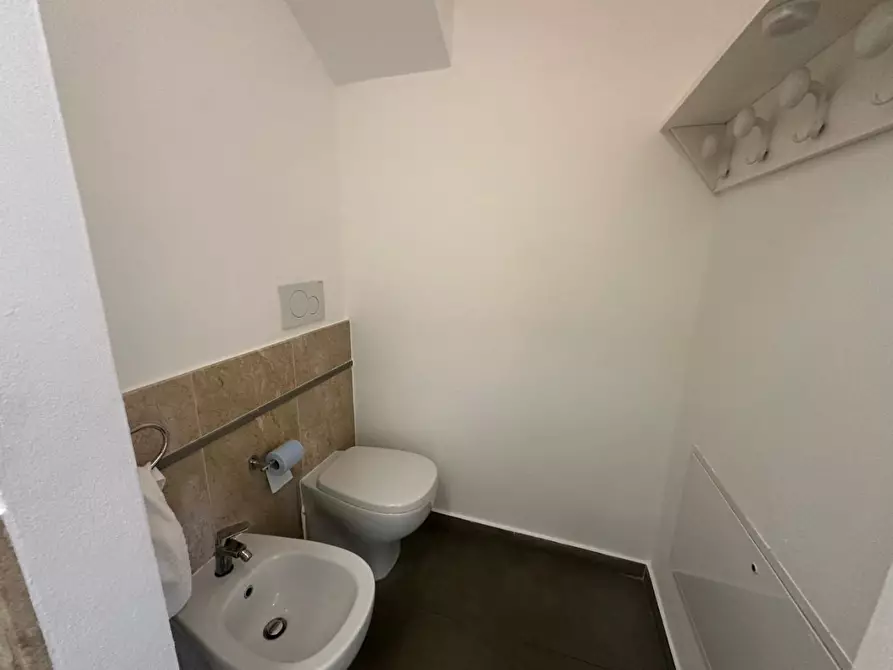 Immagine 36 di Casa semindipendente in vendita  a Castelnuovo Magra