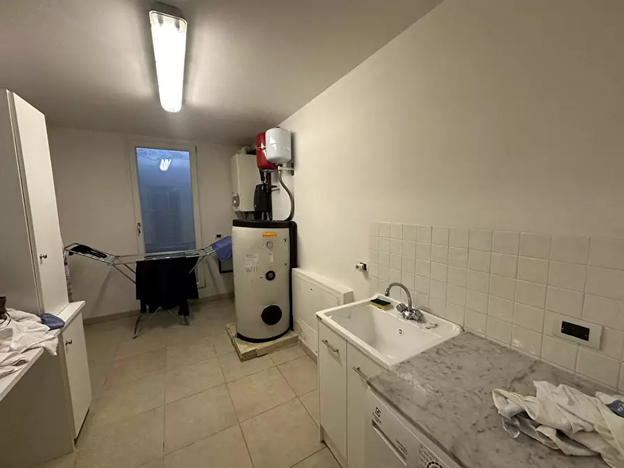 Immagine 31 di Casa semindipendente in vendita  a Castelnuovo Magra