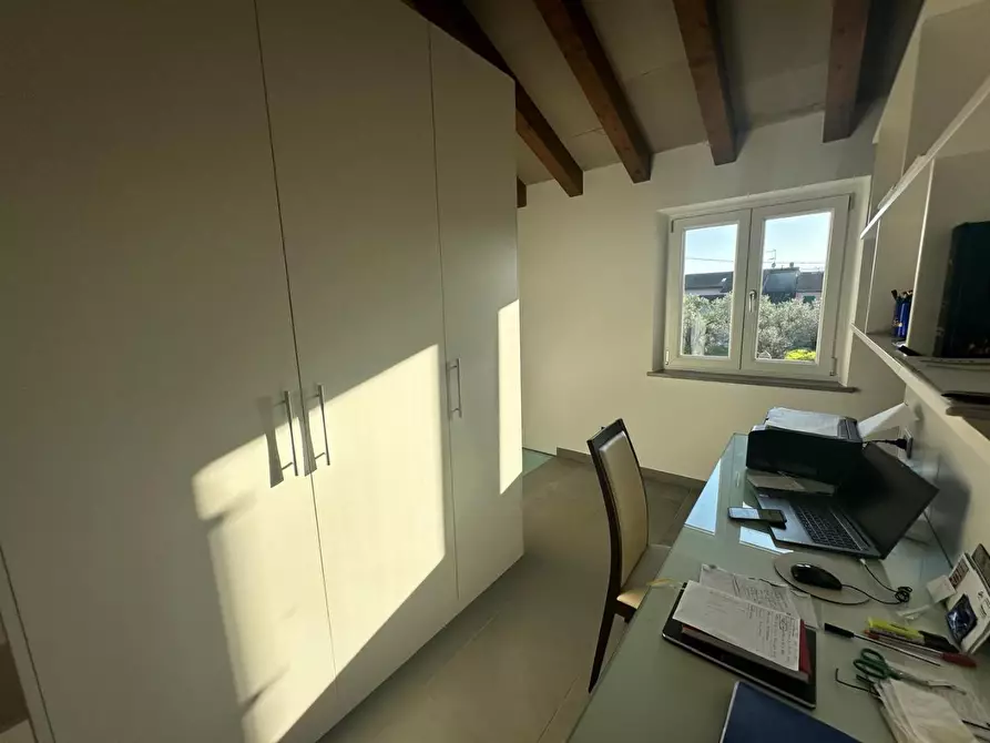 Immagine 37 di Casa semindipendente in vendita  a Castelnuovo Magra