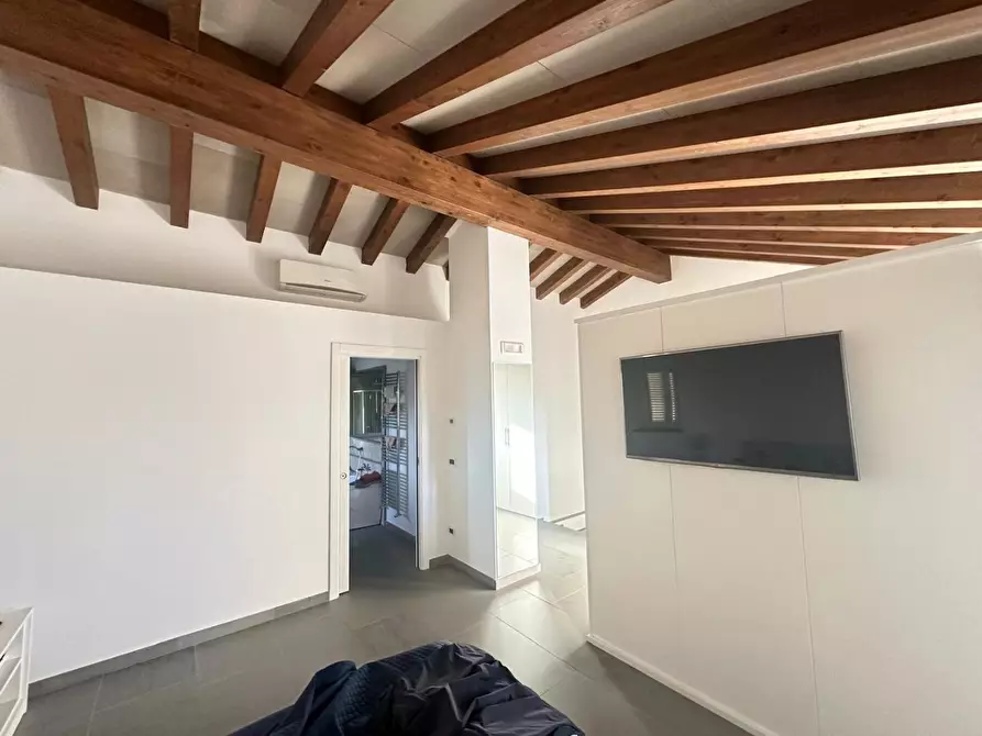 Immagine 34 di Casa semindipendente in vendita  a Castelnuovo Magra