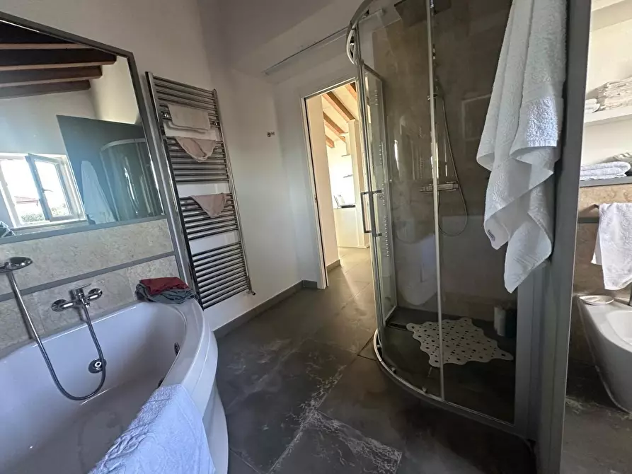 Immagine 39 di Casa semindipendente in vendita  a Castelnuovo Magra