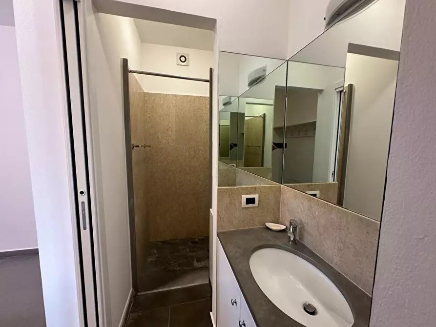 Immagine 23 di Casa semindipendente in vendita  a Castelnuovo Magra