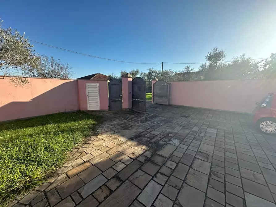 Immagine 16 di Casa semindipendente in vendita  a Castelnuovo Magra