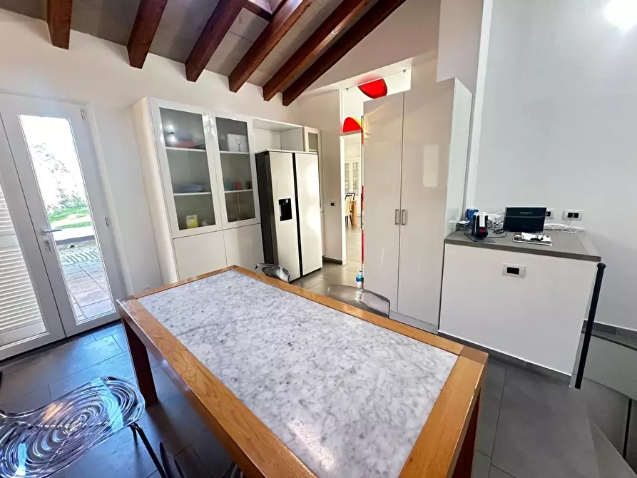 Immagine 32 di Casa semindipendente in vendita  a Castelnuovo Magra