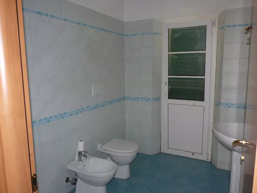 Immagine 8 di Villa in vendita  a San Giuliano Terme