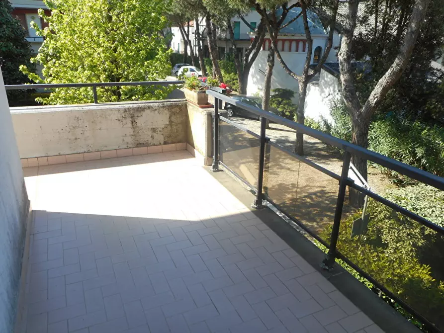 Immagine 7 di Appartamento in affitto  a Massa