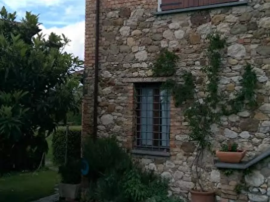 Immagine 20 di Casa colonica in vendita  a Villafranca In Lunigiana
