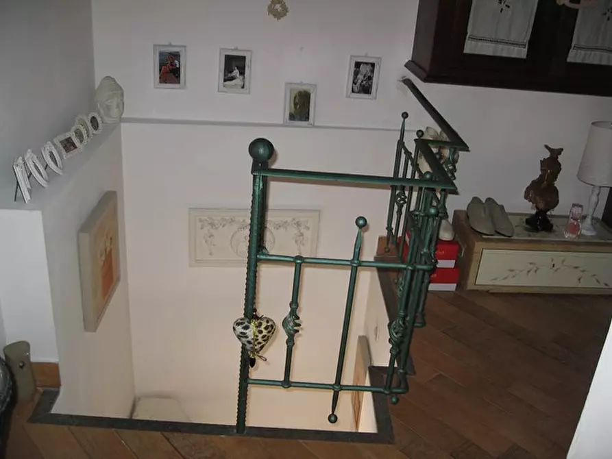Immagine 10 di Terratetto in vendita  a Massa