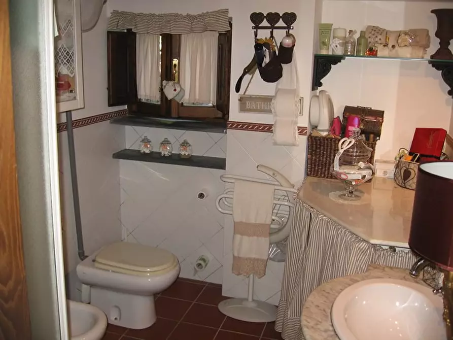 Immagine 17 di Terratetto in vendita  a Massa