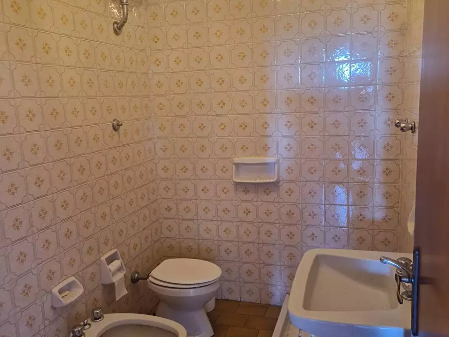 Immagine 11 di Villetta a schiera in vendita  a Pisa