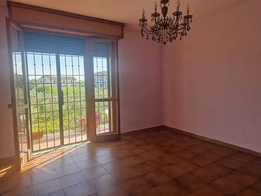 Immagine 10 di Villetta a schiera in vendita  a Pisa