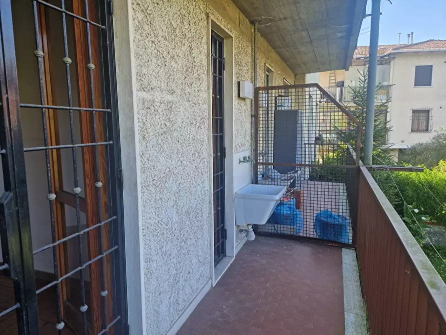 Immagine 24 di Villetta a schiera in vendita  a Pisa