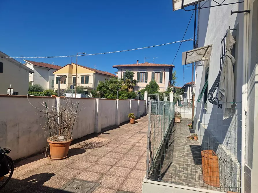 Immagine 12 di Casa semindipendente in vendita  a Pisa