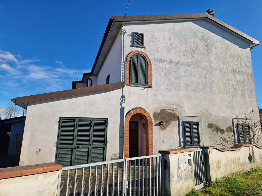 Immagine 7 di Rustico / casale in vendita  a Cascina