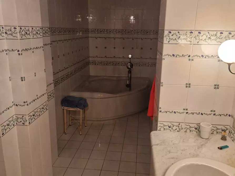 Immagine 13 di Rustico / casale in vendita  a Cascina