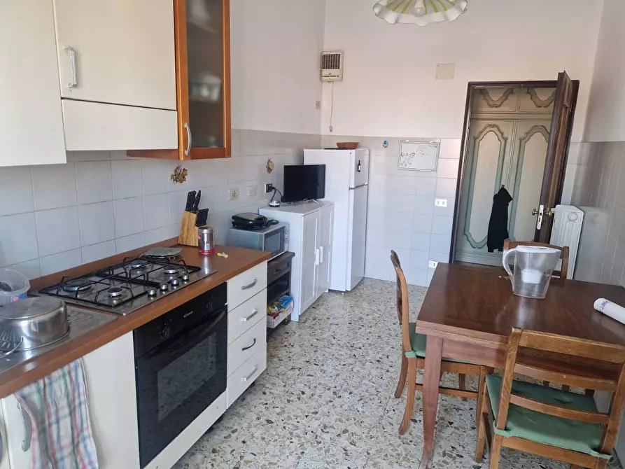 Immagine 3 di Appartamento in vendita  a Pisa