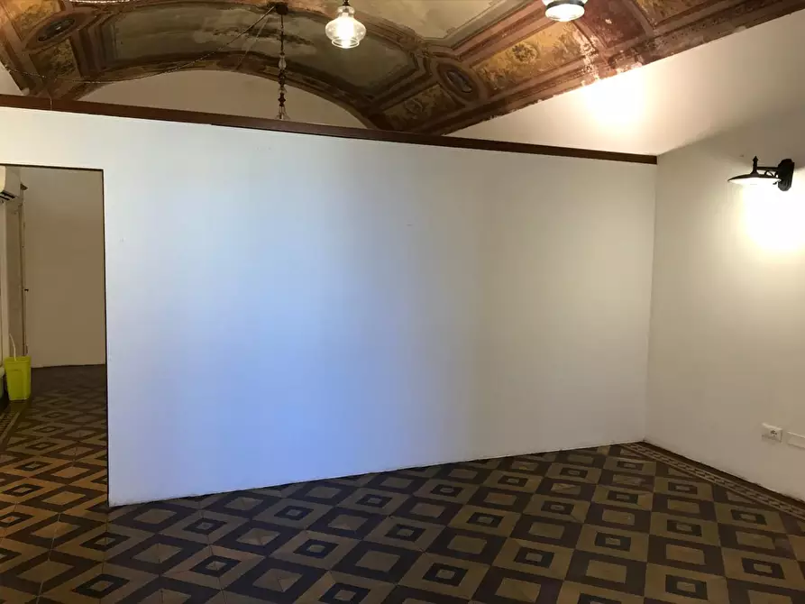 Immagine 3 di Locale commerciale in affitto  a Pisa